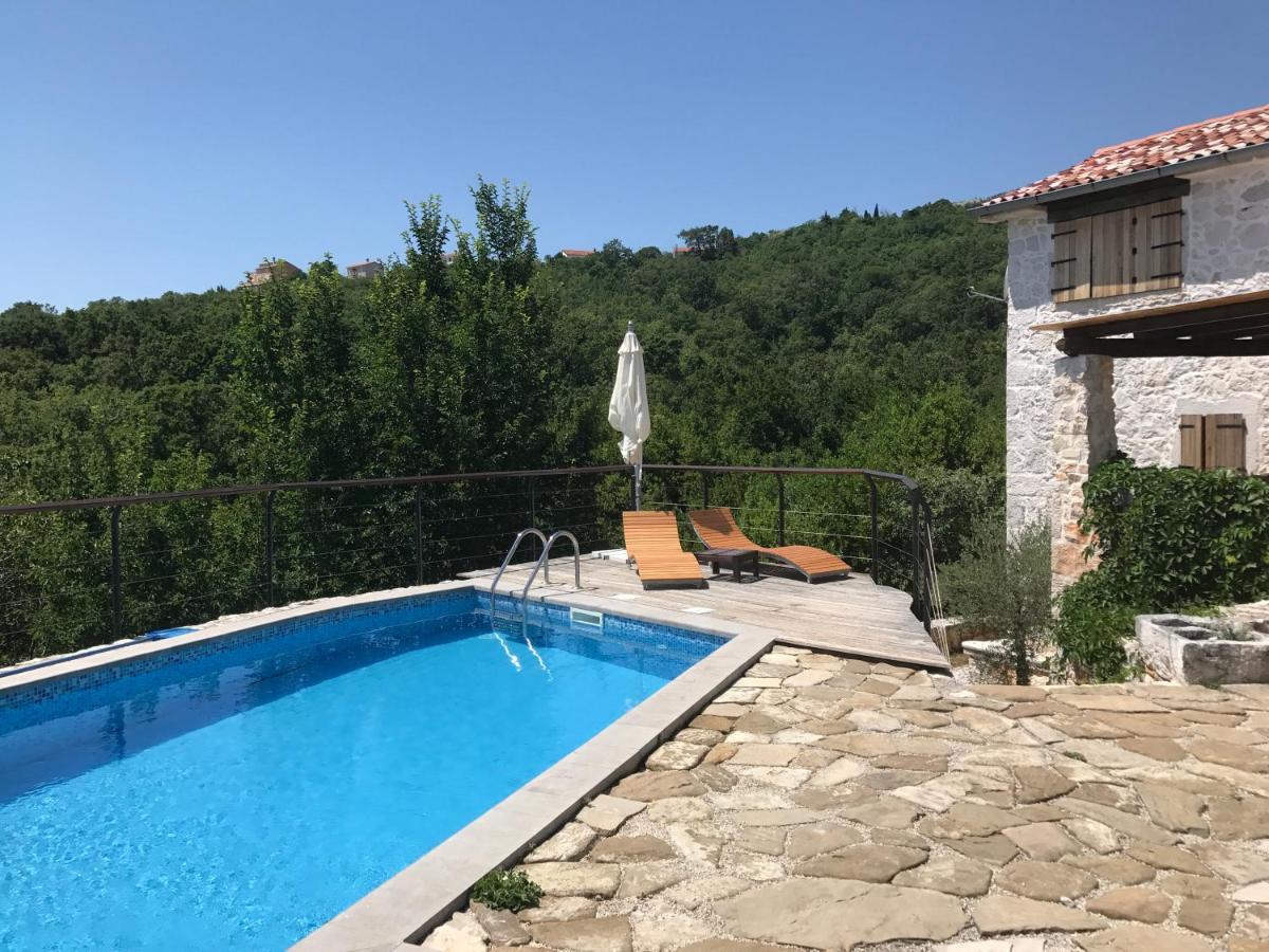 Ivanini Secluded Stone Villa With A Stunning View Brseč Buitenkant foto