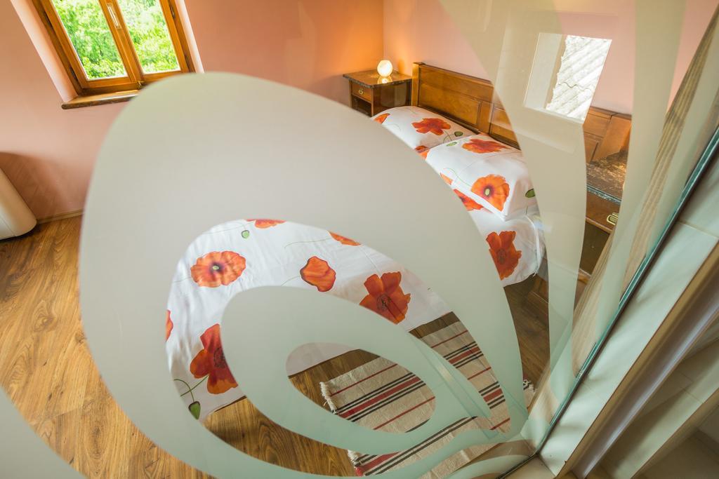 Ivanini Secluded Stone Villa With A Stunning View Brseč Buitenkant foto