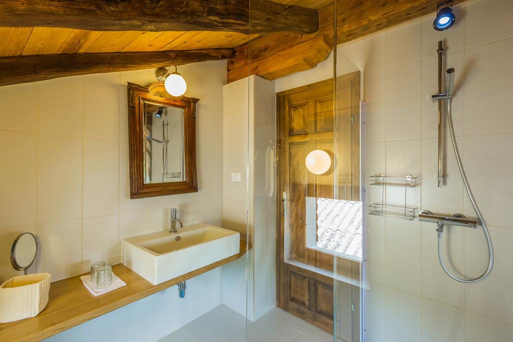 Ivanini Secluded Stone Villa With A Stunning View Brseč Buitenkant foto